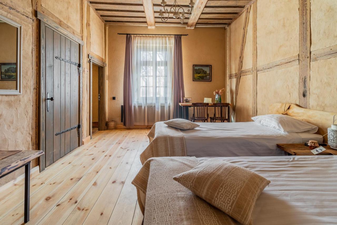 Mazmezotnes Muiza Hotel Екстериор снимка