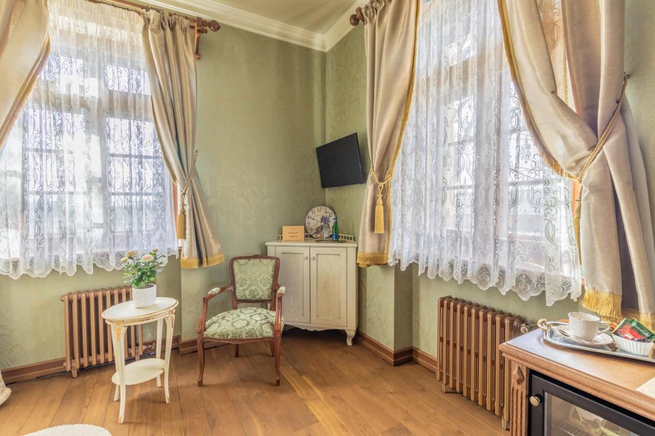 Mazmezotnes Muiza Hotel Екстериор снимка